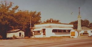 The old Beacon Drive-In was the starting point for Sapulpa's cruising days.