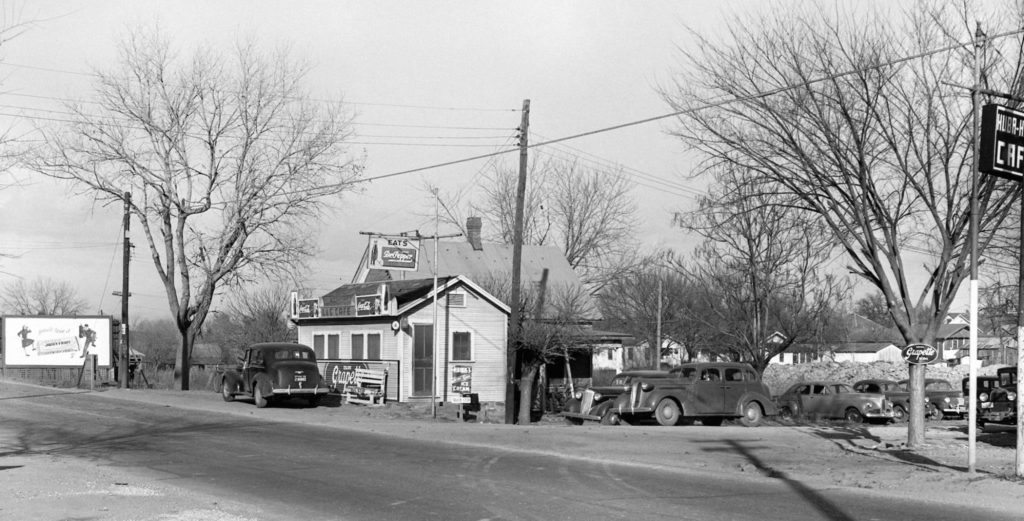 A couple of Sapulpa’s competing eateries in the early 1940s knew one thing. They had best offer the new soft drink rage of the time—Grapette—as reflected in the signage. The local connection went further. Grapette syrups were sold across the country to be bottled and distributed locally. And Sapulpa’s Liberty Glass made some of the bottles.