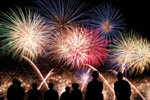 The best fireworks picture you'll see today
www.36POSES.co
