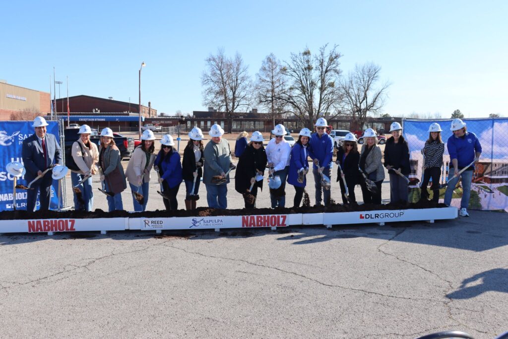 Sapulpa Public Schools holds groundbreaking ceremony for new high ...